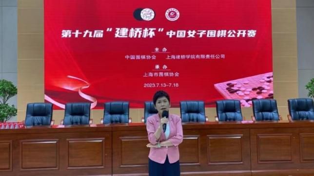 这也是因为叶辰这两天对她确实有几分优待。